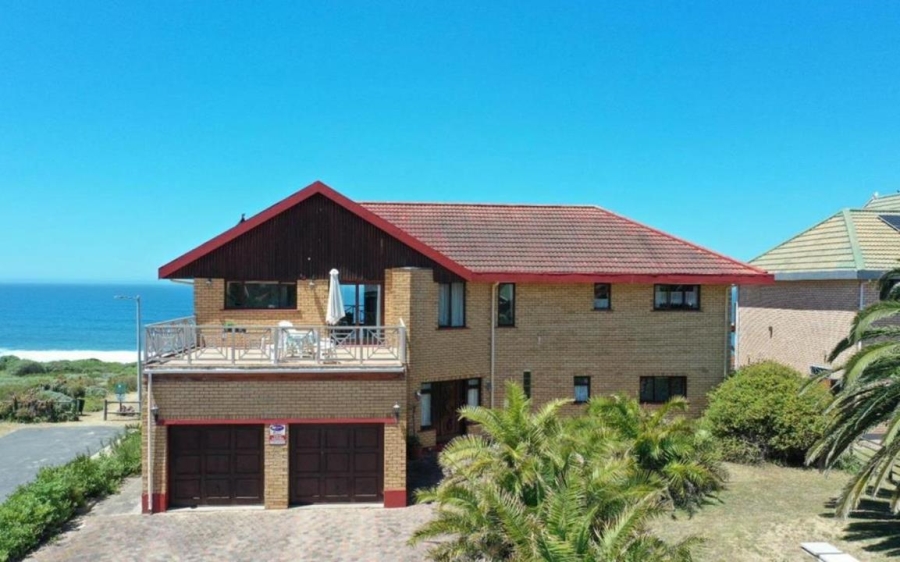 5 Bedroom Property for Sale in Hersham Western Cape